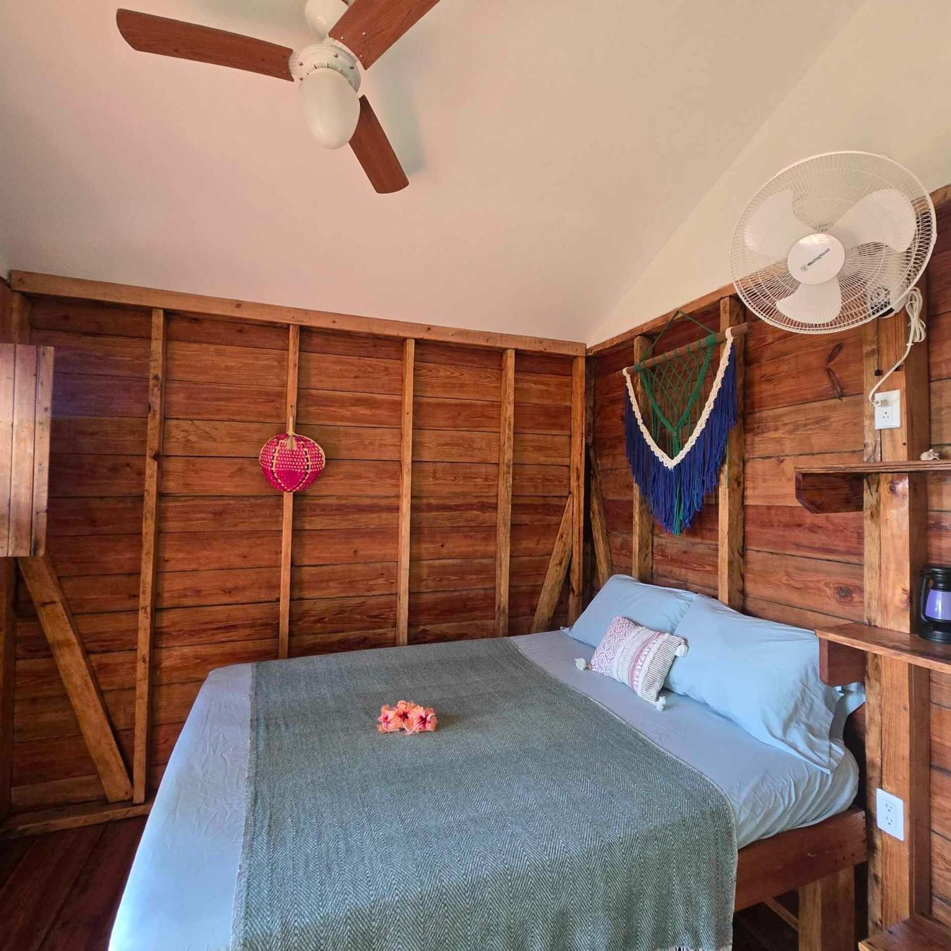 The Lighthouse Retreat, Little Corn Island, Nicaragua Hotel Exterior foto